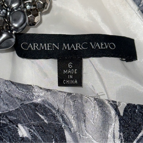 Carmen Marc Valvo Sz 6 White Black Rose Print Beaded Neck Sleeveless Halter Top - Picture 7 of 10
